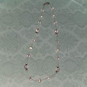 Elegant Pearl and Crystal Necklace